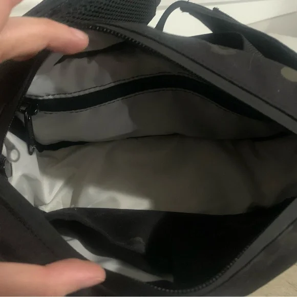 Grayl Bottle Lock Hip Pack - Picture 3 of 3